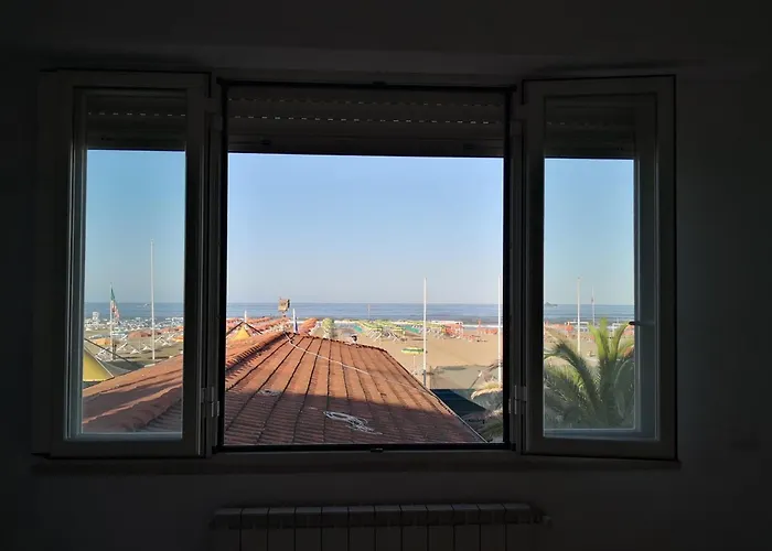 Passeggiata Vista Mare Viareggio